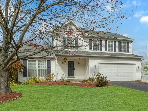 221 Edgewood Dr, Beaver, PA 15009