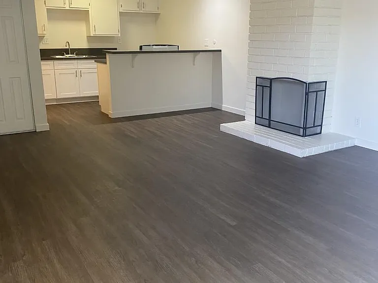 Mel Alma Apartments — Photo 11