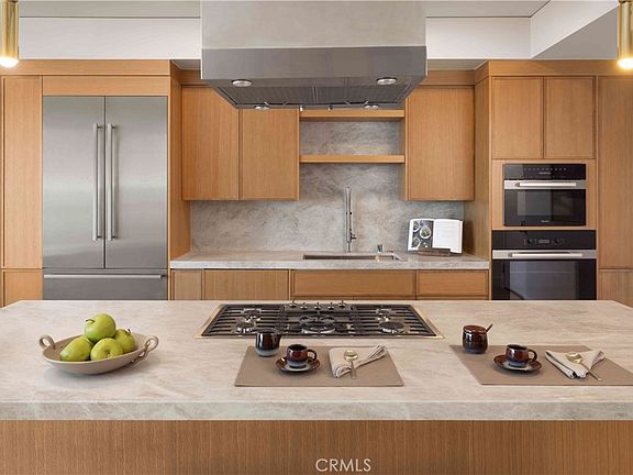 3rd image of 9 Macarthur Pl Unit 609
