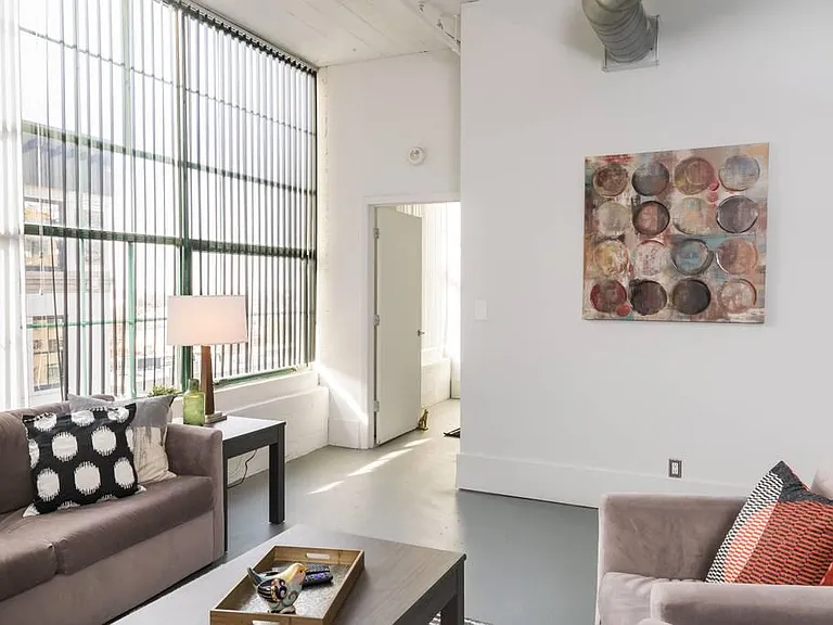 ArtLoft — Photo 12