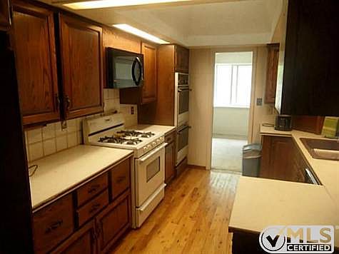 4th image of 10144 Monaco Dr