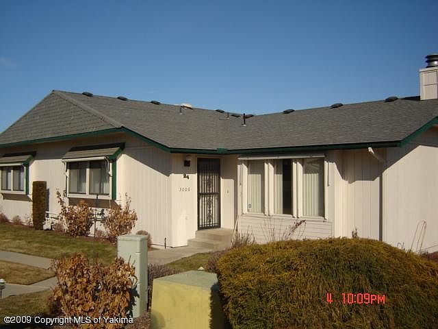 1st image of 3006 Redwood Way