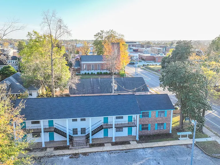 212 N Washington Ave — Photo 14