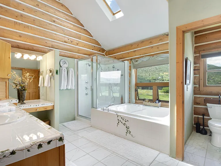 233 Home Pl — Photo 15