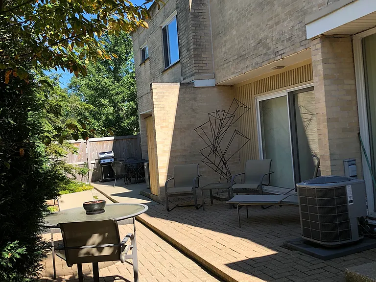 158 Green Bay Rd — Photo 18