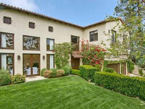 2nd image of 1301 Linda Flora Dr