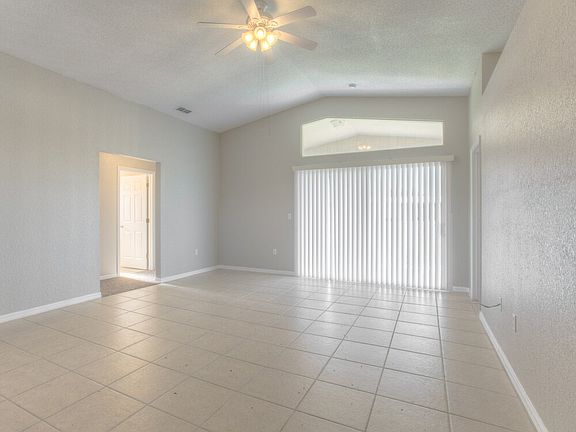 2nd image of 4944 Palm View Dr N
