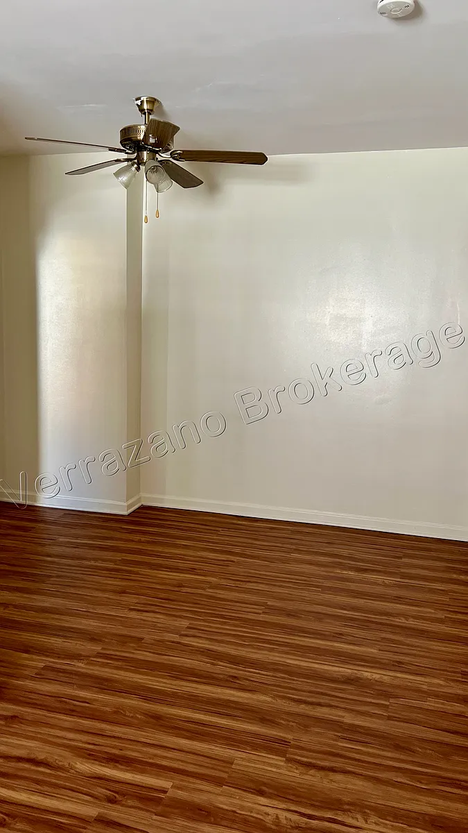 Building Photo - 7917 15th Ave #2R