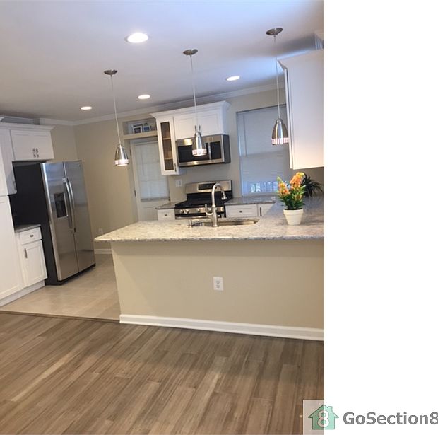 1st image of 5113 Crosswood Ave
