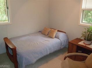 5559 Russell Rd, Twin Lake, MI 49457