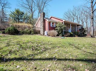 305 Hemlock Dr, Clarks Summit, PA 18411