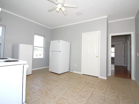 4th image of 82 Fox St APT 3