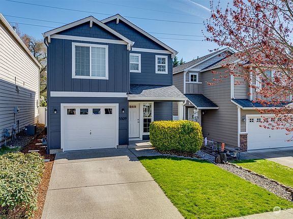 2nd image of 5509 NE 71st Avenue