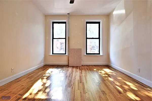 Rented by Brownstone Real Estate | media 29