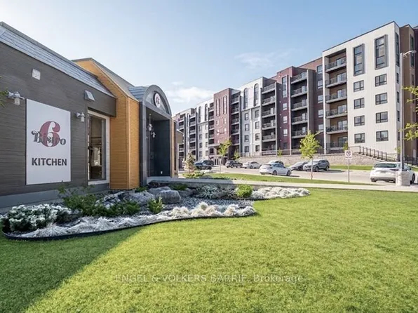 4 Spice Way #312, Barrie, ON L9J 0M2