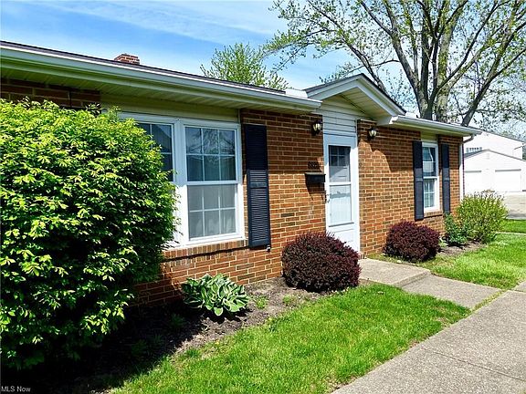 4th image of 6820 Colonial Dr Unit 16