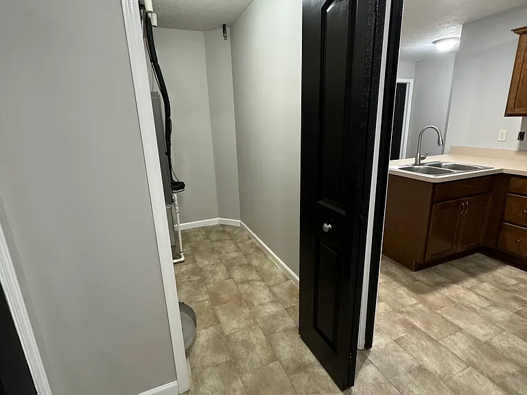 15299 Clinton Rd #B — Photo 8