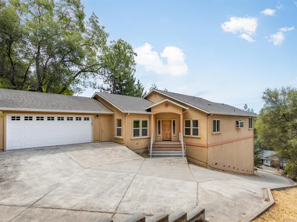 12785 Greenbrook Loop, Penn Valley, CA 95946