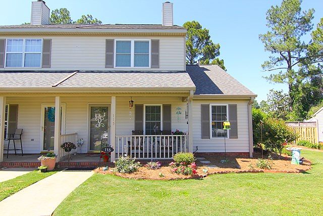 1st image of 115 Lauren Cir