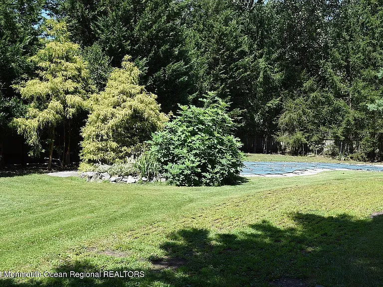 470 Monmouth Pl — Photo 24