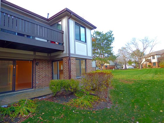 2nd image of 1011 E Kevin Ct APT 1