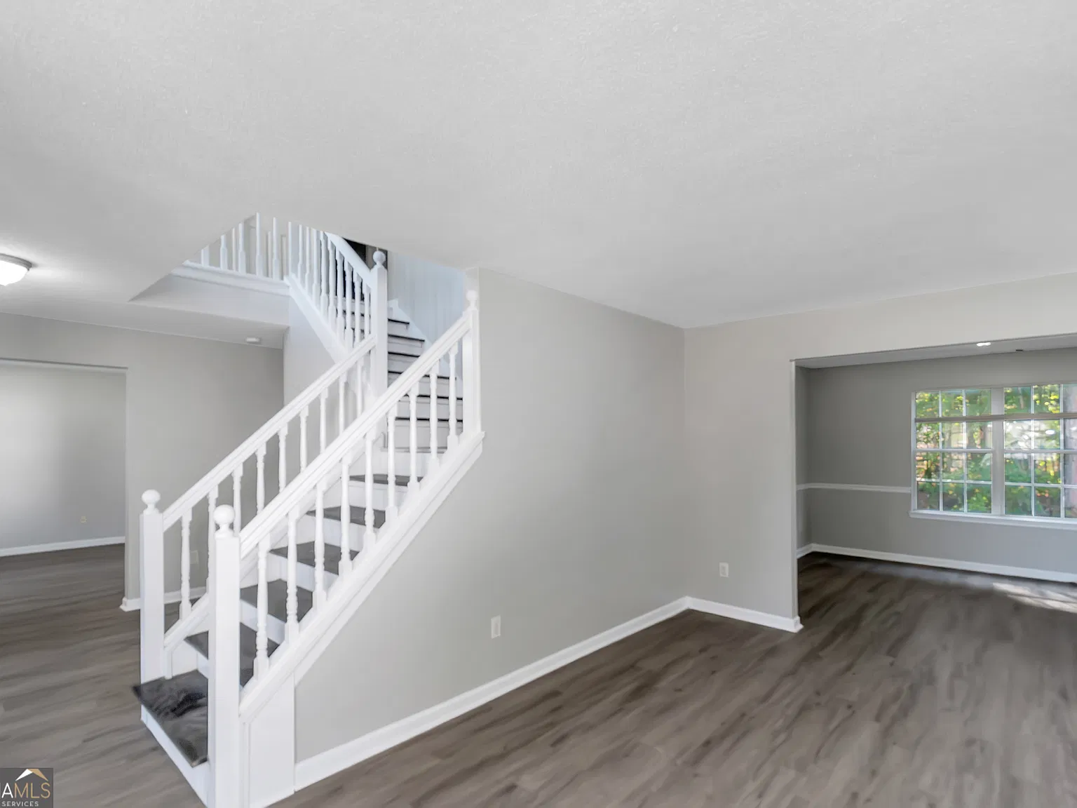 4 bed, 2.5 bath, 3174 sqft, $2,195 — Photo 4
