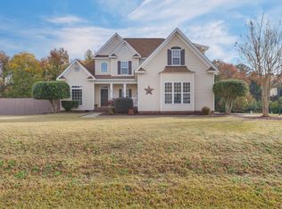 26 Lake Forest Ct, Four Oaks, NC 27524