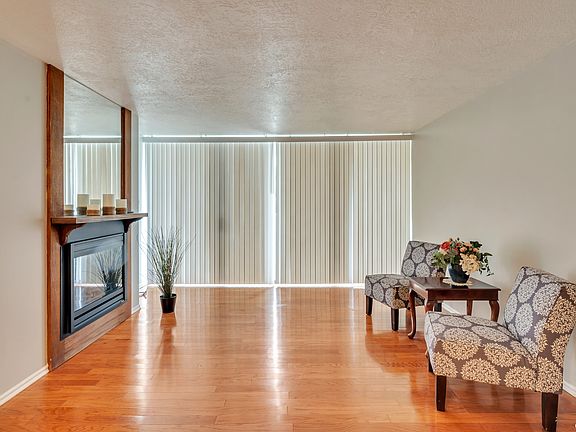 3rd image of 123 N N St #411