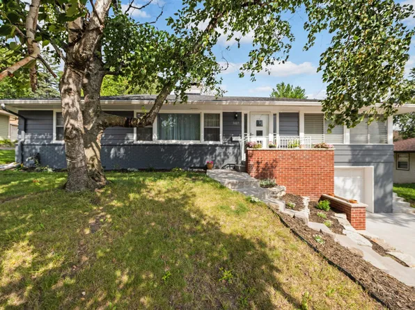 3009 Silver Lake Rd NE, Minneapolis, MN 55418
