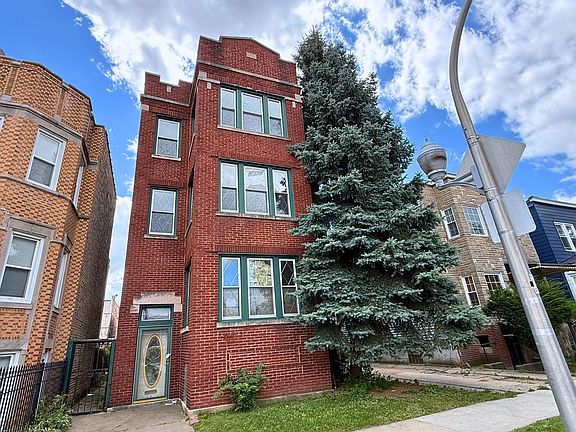 2nd image of 5551 W Van Buren St