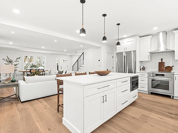 4th image of 6 Intervale Rd