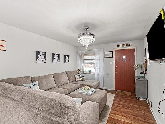 4th image of 5320 Robert Ave