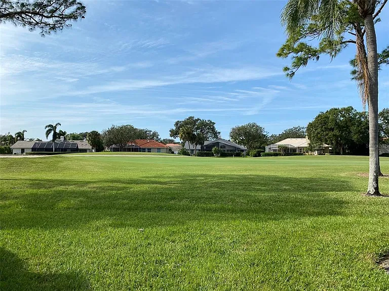 6281 Timberlake Dr #H6 — Photo 37