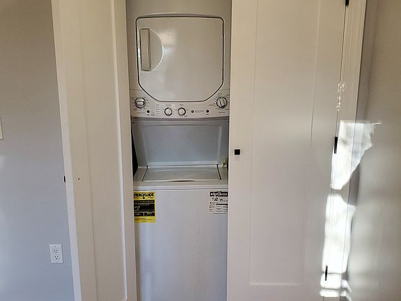2nd image of 51 Jewett Ave #3E