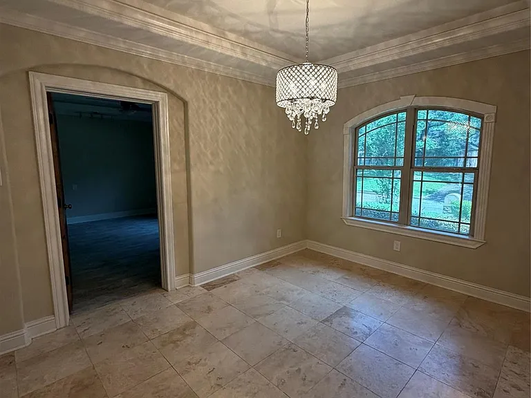 1710 Castlerock Dr — Photo 15