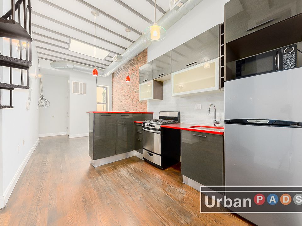 1st image of 520 Chauncey St #3E