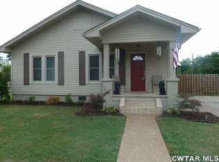 111 Myracle St, Lexington, TN 38351