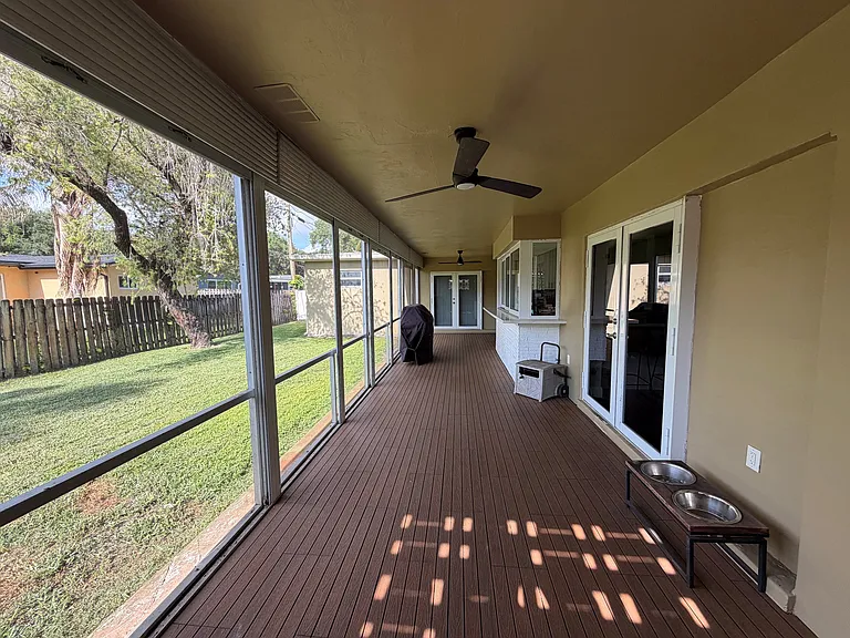 8907 SW 49th Ct — Photo 30