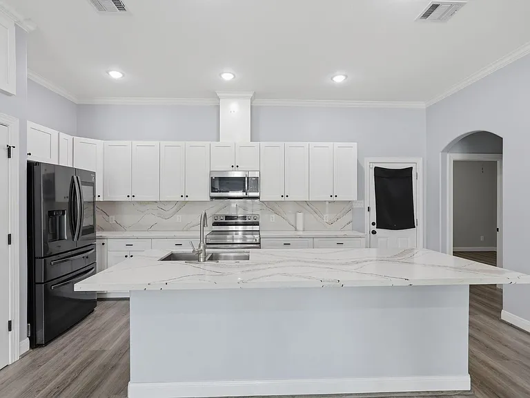 15914 Tug Ct — Photo 9
