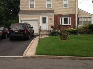142 Baker Ave, Bergenfield, NJ 07621
