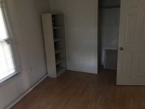 5th image of 8601 Lee Otis St