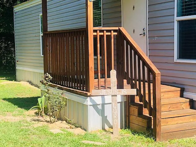 2410 County Road 3413 — Photo 4