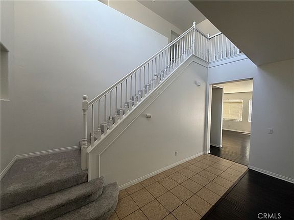 5th image of 3102 San Luis Dr