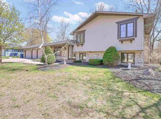 2344 Lucerne Cir, Green Bay, WI 54311