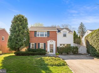 137 Barcladen Rd, Bryn Mawr, PA 19010