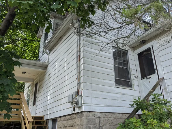 10 Staples Street, Danbury, CT 06810