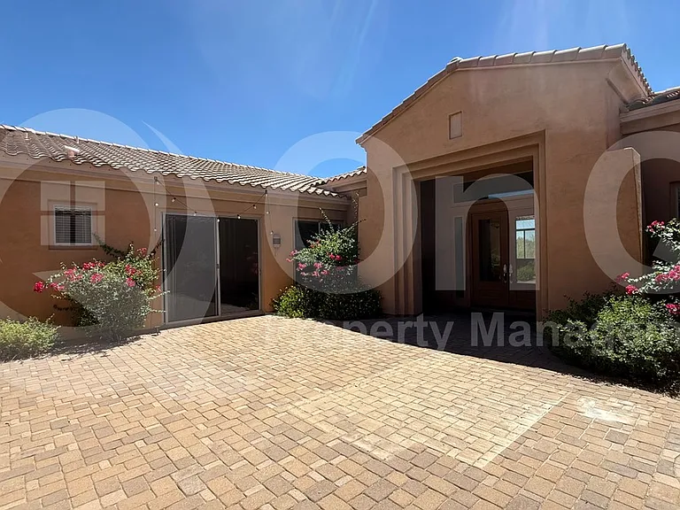 36435 N Porta Nuova Rd — Photo 3