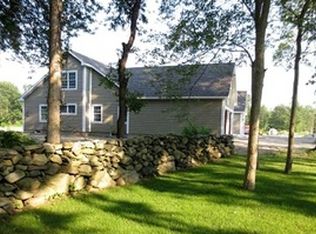 18 Hamilton Farm Rd, North Kingstown, RI 02852