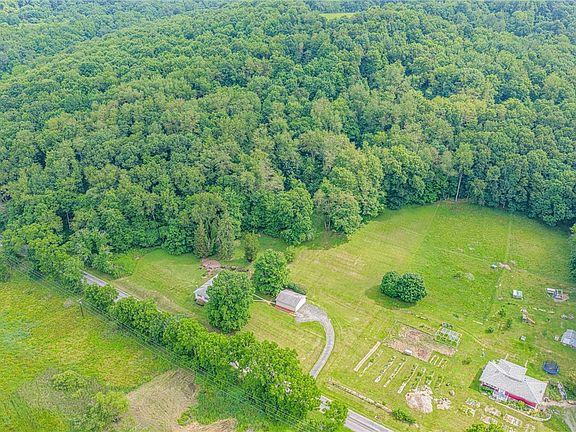 3rd image of 3886 Darlington Rd
