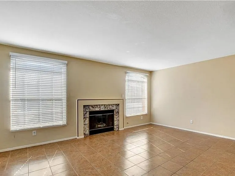 8456 Indigo Sky Ave — Photo 3